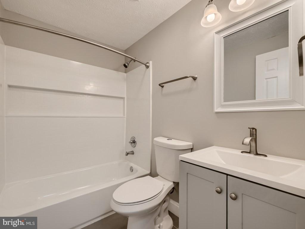 9318 Ramblebrook Road Nottingham, MD 21236 - Photo 18 of 43