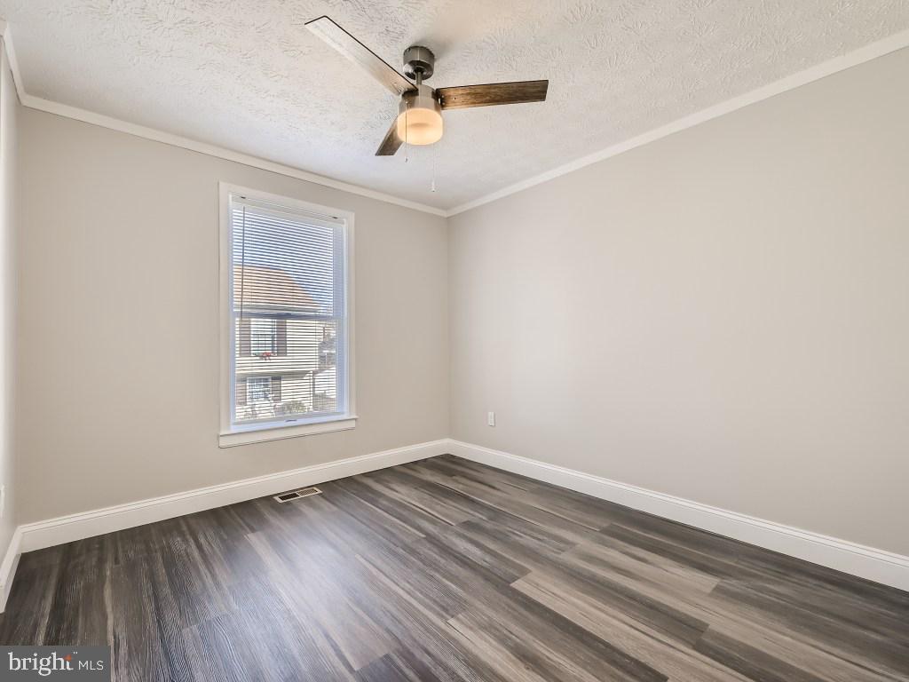 9318 Ramblebrook Road Nottingham, MD 21236 - Photo 8 of 43