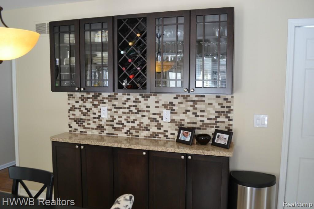 1545 Lomas Verdes Rochester Hills, MI 48306 - Photo 17 of 49