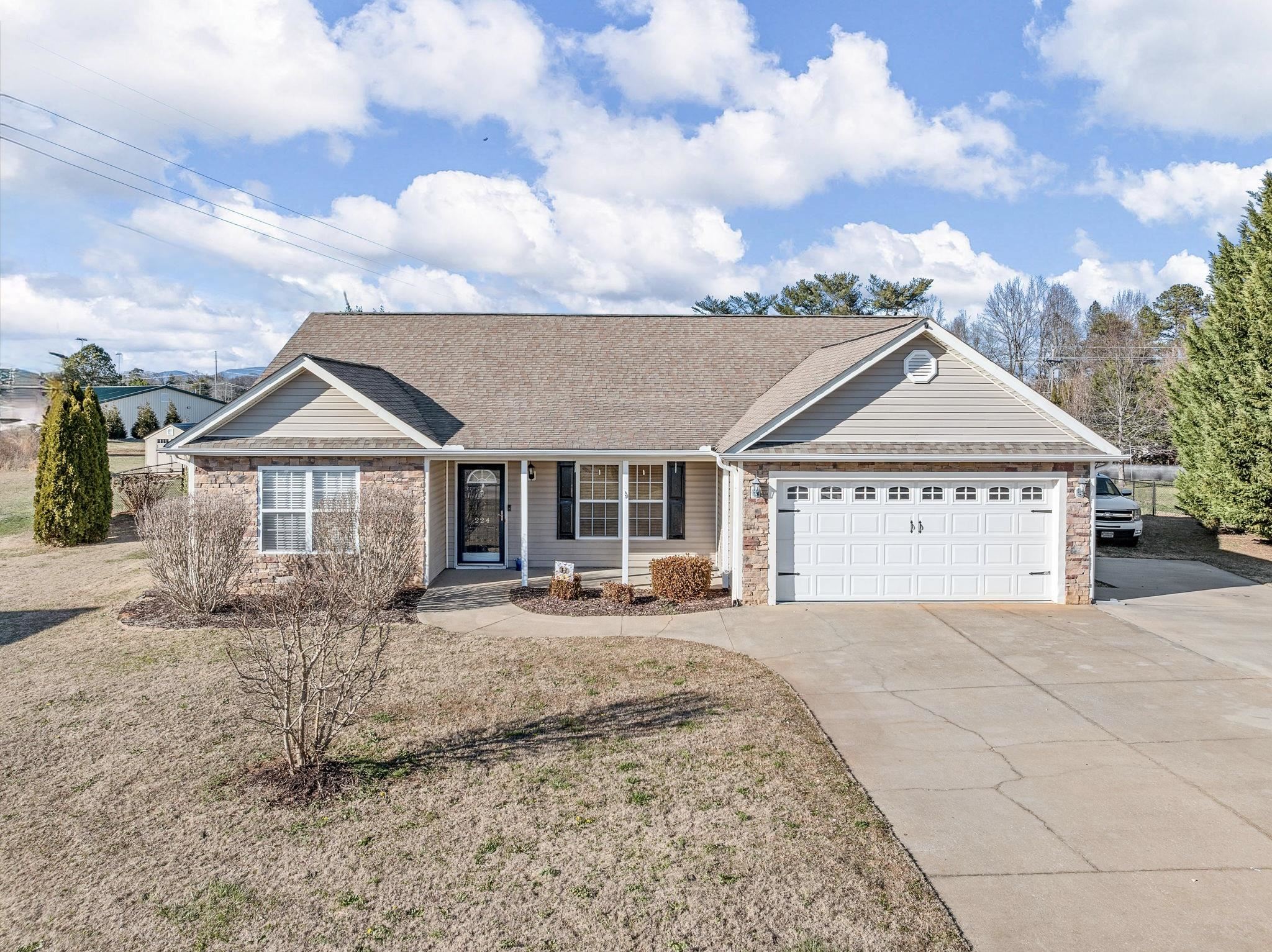 224 Homer Johnson Court Inman, SC 29349 - Photo 1 of 26