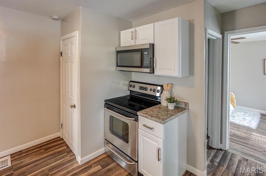 214 East 3rd Street O'Fallon, IL 62269 - Photo 11 of 28