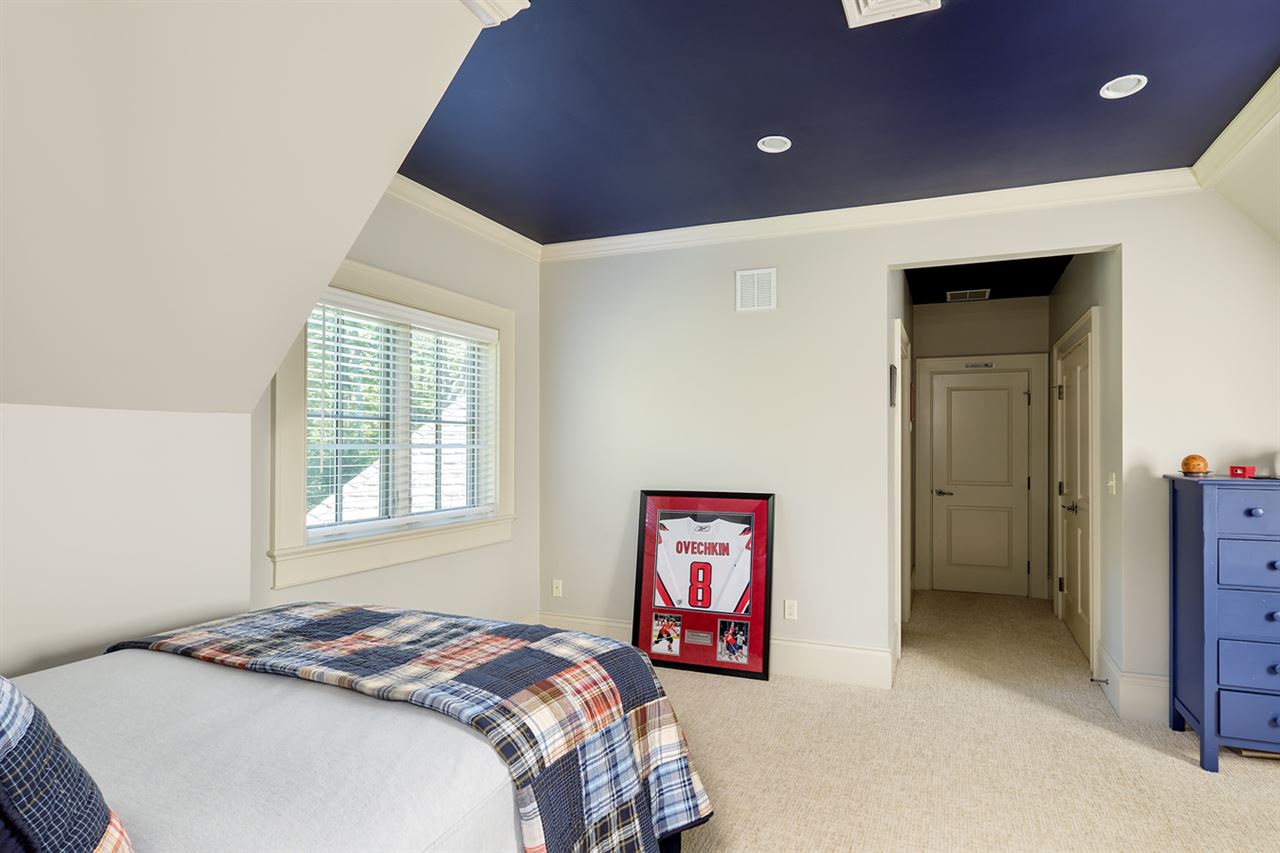 31 Chapel Road North Hampton, NH 03862 - Photo 33 of 40