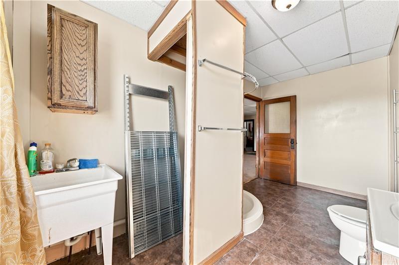 1329 Anderson Road Pittsburgh, PA 15209 - Photo 31 of 37 Gallery Image 31