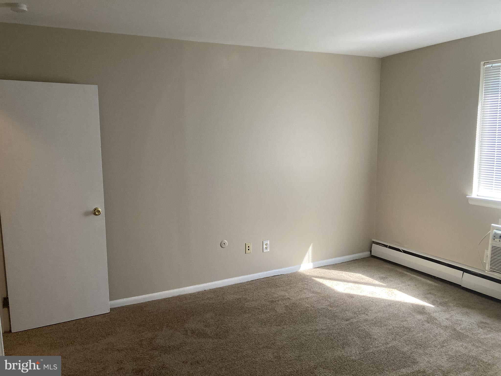 1600 Church Road, Unit A300 Wyncote, PA 19095 - Photo 14 of 16 Bright and inviting blank canvas space.