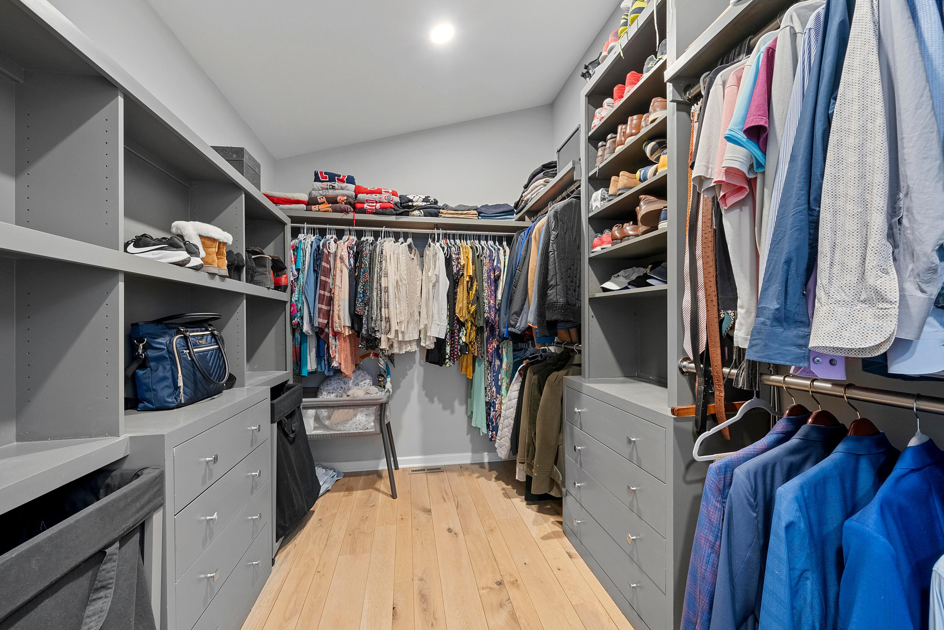 2225 Edgevale Road Columbus, OH 43221 - Photo 54 of 82 Owner's suite walk-in closet