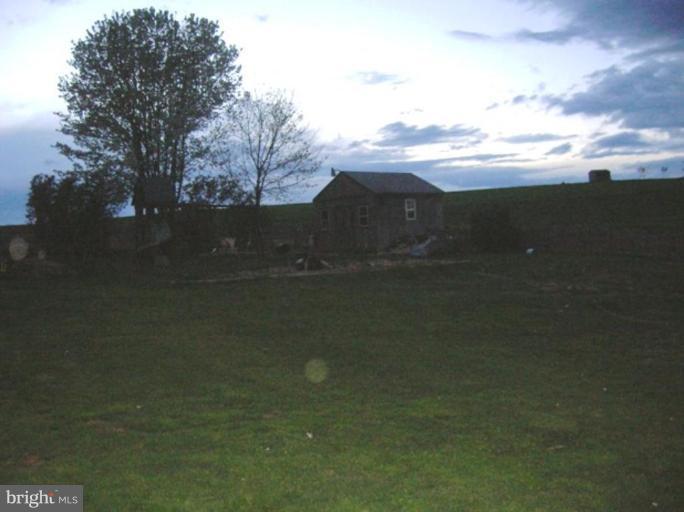 2306 Old Washington Road Westminster, MD 21157 - Photo 2 of 3 Back yard