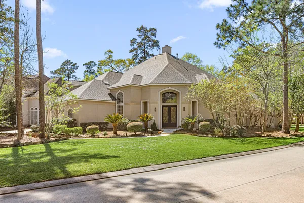 $1,350,000 | 27 Morning Arbor Place, The Woodlands, TX 77381
