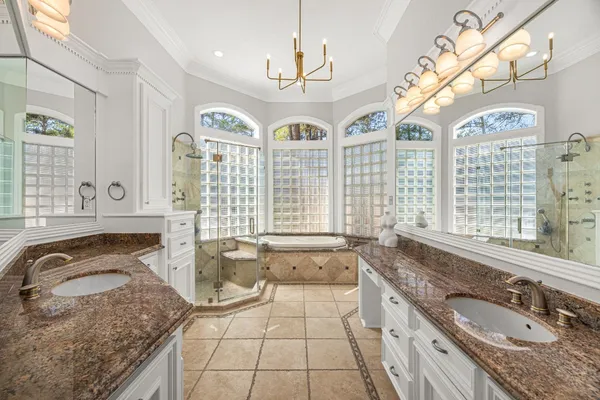 $1,350,000 | 27 Morning Arbor Place, The Woodlands, TX 77381