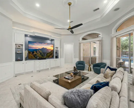 $1,350,000 | 27 Morning Arbor Place, The Woodlands, TX 77381