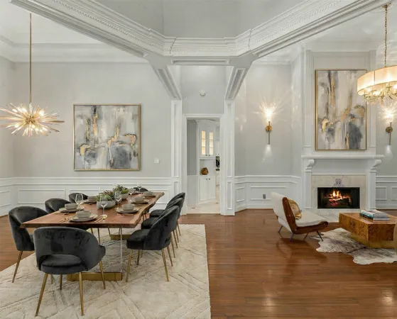 $1,350,000 | 27 Morning Arbor Place, The Woodlands, TX 77381