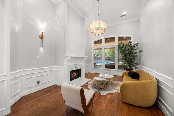 $1,350,000 | 27 Morning Arbor Place, The Woodlands, TX 77381