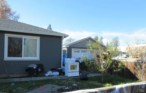 $225,000 | 76350 Lovell Street, Covelo, CA 95428