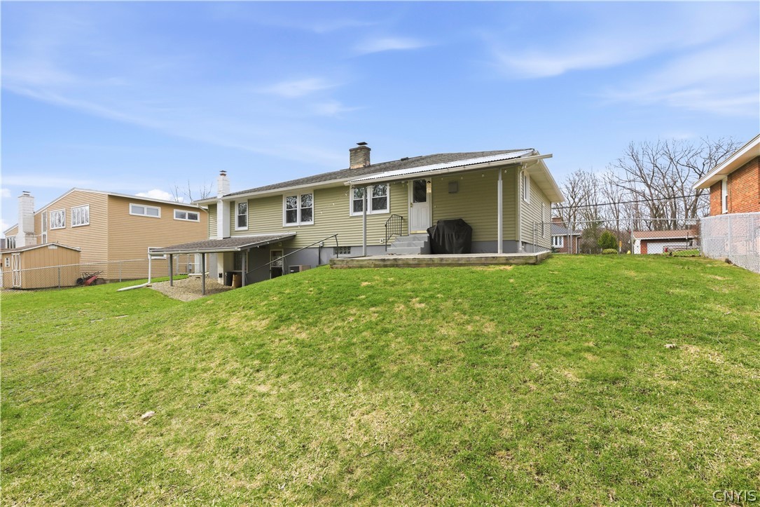 116 Huntshill Road Geddes, NY 13209 - Photo 5 of 28 2 Covered Porches/Patios on back of home