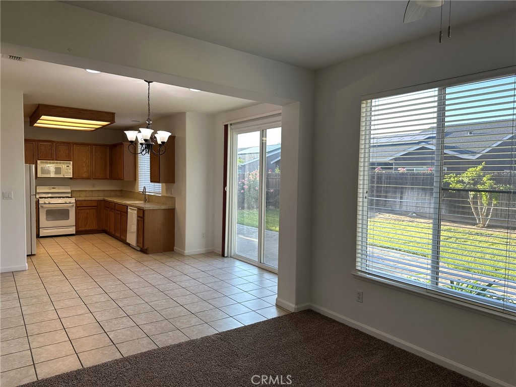 2341 Mariner Way Merced, CA 95340 - Photo 12 of 35