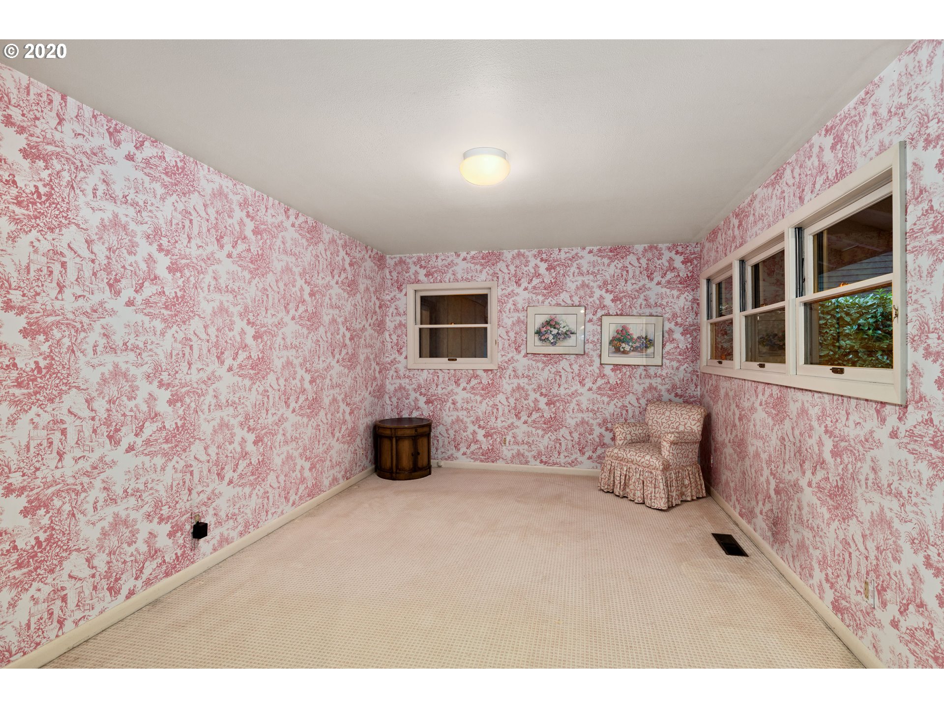 1061 Chandler Road Lake Oswego, OR 97034 - Photo 24 of 31 Gallery Image 24