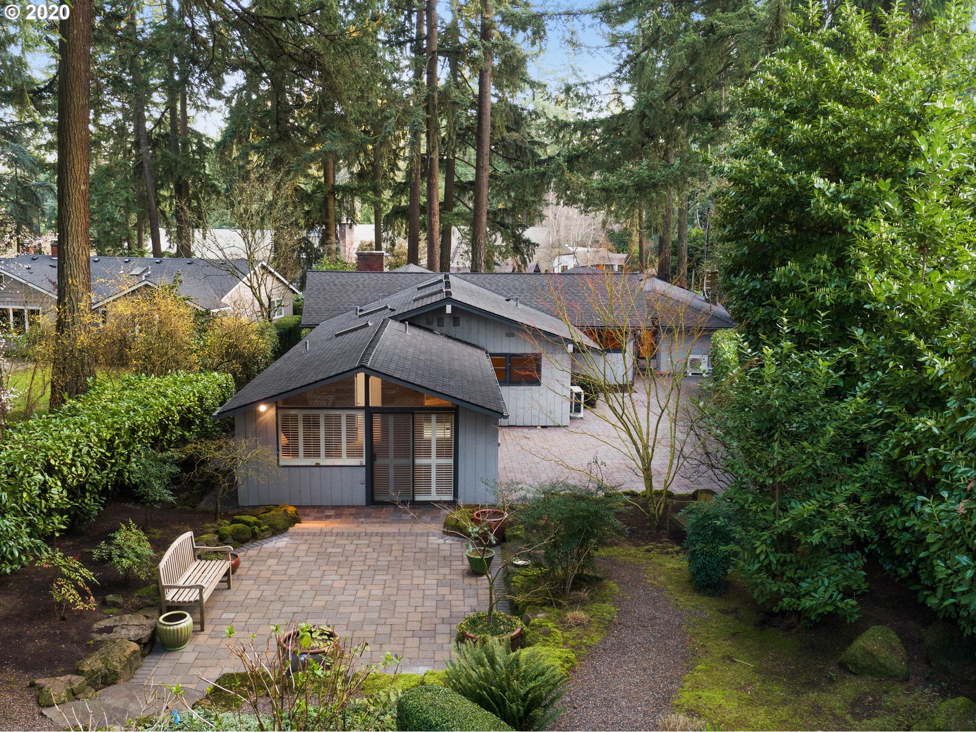 1061 Chandler Road Lake Oswego, OR 97034 - Photo 27 of 31 Gallery Image 27