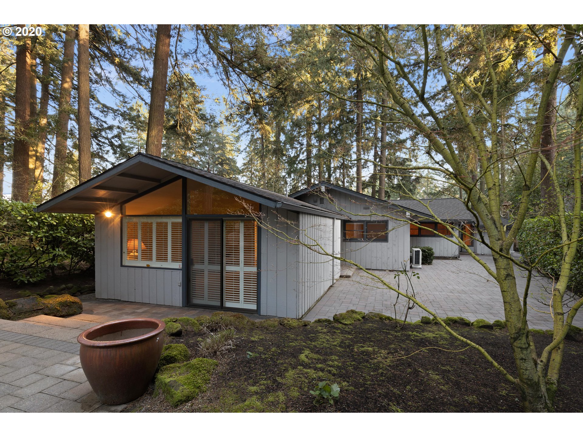 1061 Chandler Road Lake Oswego, OR 97034 - Photo 29 of 31 Gallery Image 29