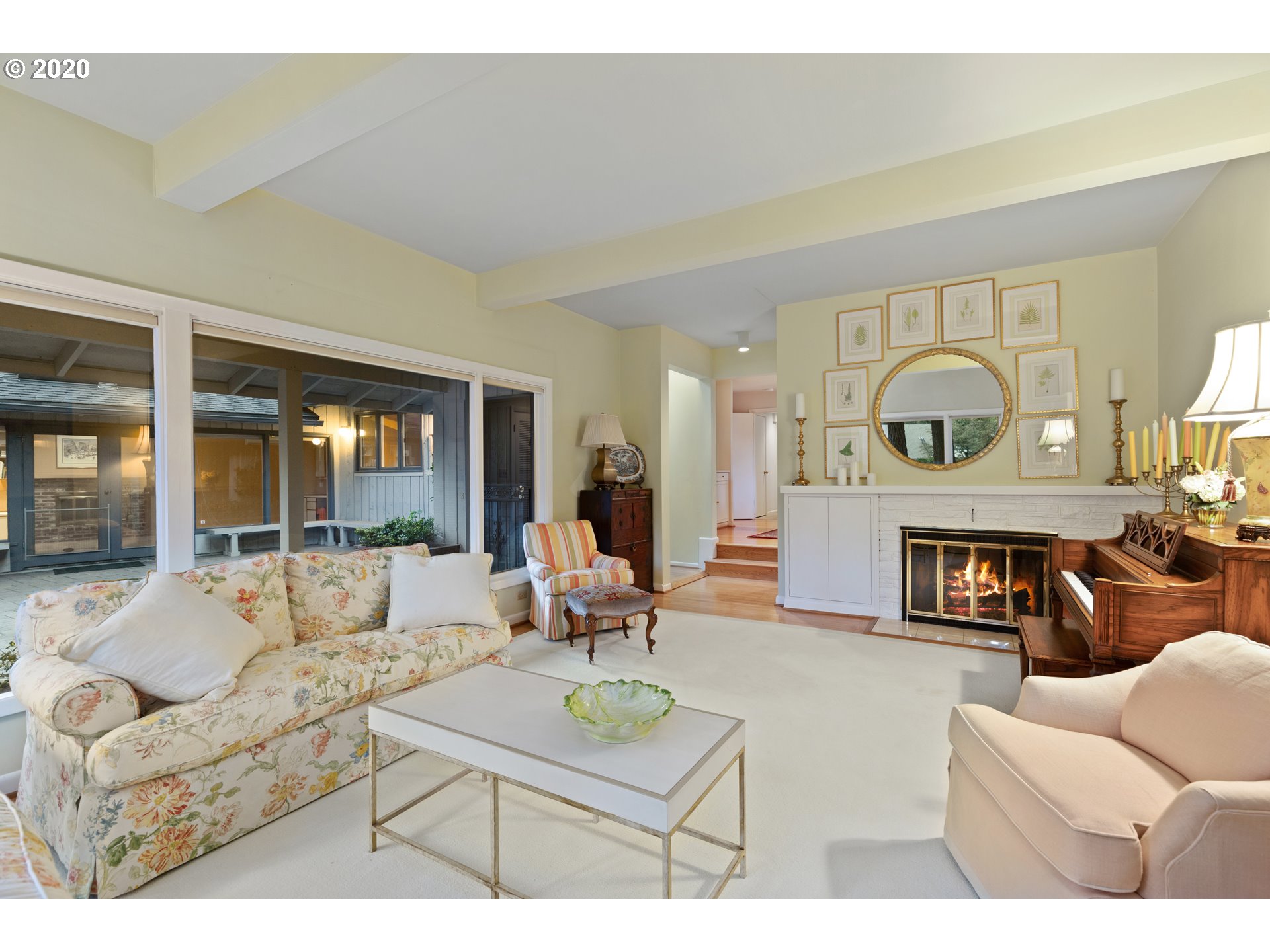 1061 Chandler Road Lake Oswego, OR 97034 - Photo 10 of 31 Gallery Image 10