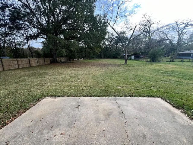 $1,300 | Undisclosed Address, Baker, LA 70714