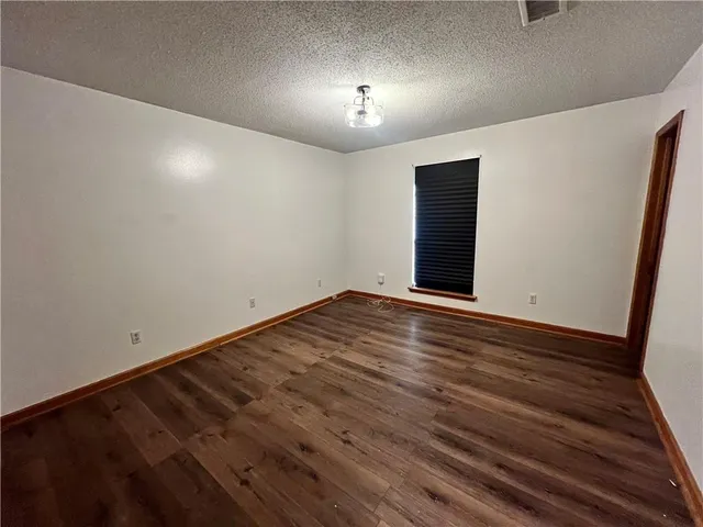 $1,300 | Undisclosed Address, Baker, LA 70714