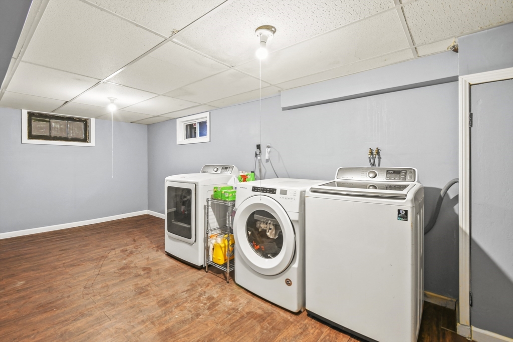 265 Pheland Street Springfield, MA 01109 - Photo 20 of 29 Gallery Image 20