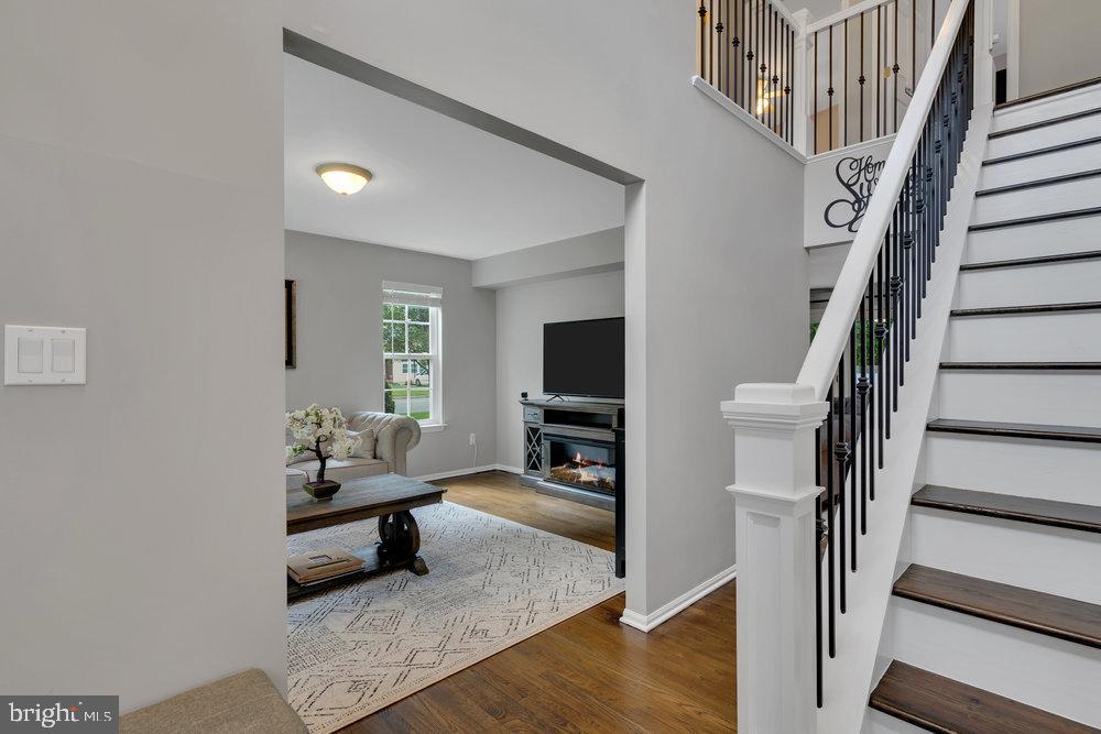 192 Bowsprit Road Manahawkin, NJ 08050 - Photo 8 of 48