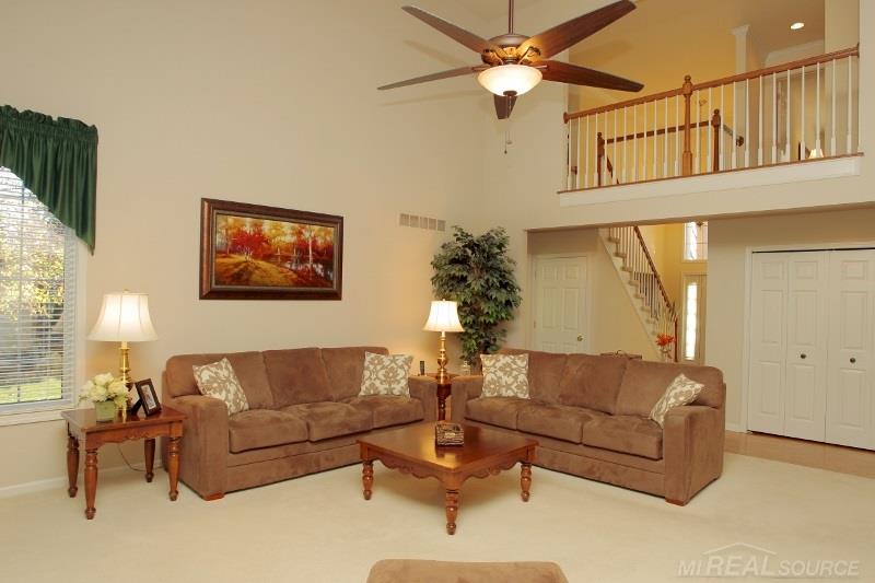 1313 Tulberry Circle Rochester, MI 48306 - Photo 10 of 38