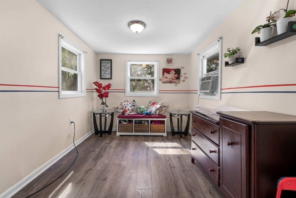 212 High Street Lawrence, MA 01841 - Photo 11 of 22