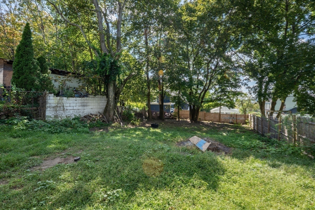 212 High Street Lawrence, MA 01841 - Photo 18 of 22