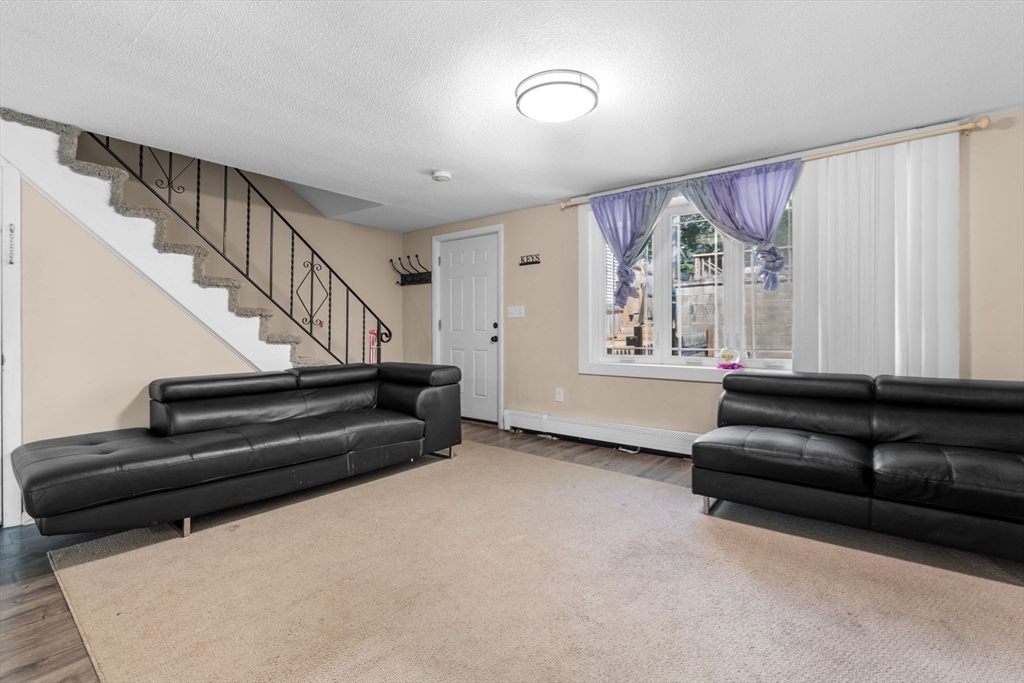 212 High Street Lawrence, MA 01841 - Photo 9 of 22