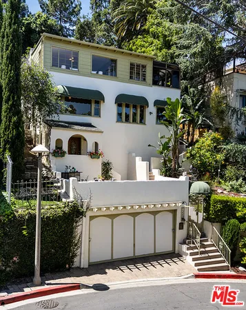 a view of a white building