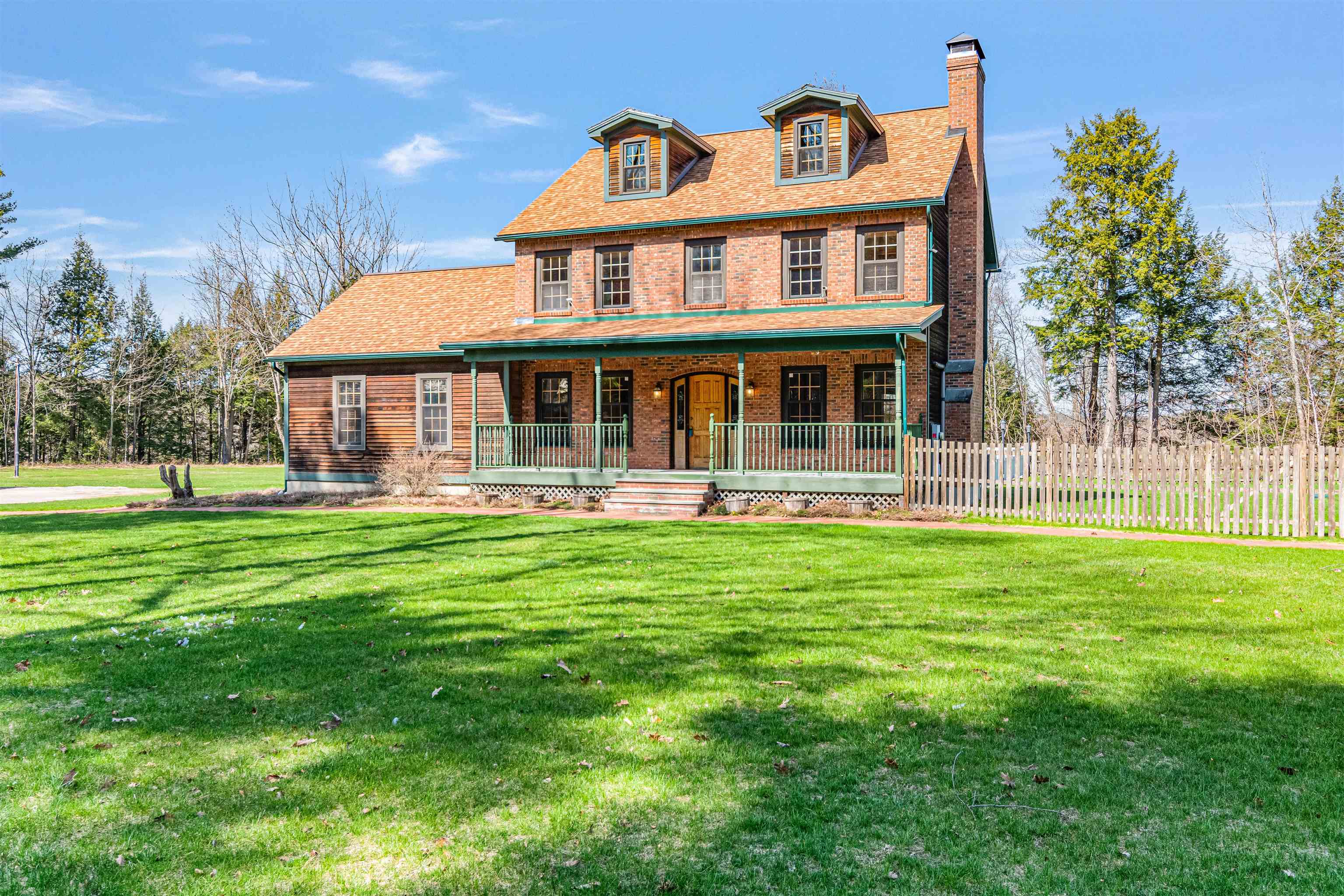 5 Pine Harbor Road Milton, VT 05468 - Photo 6 of 59