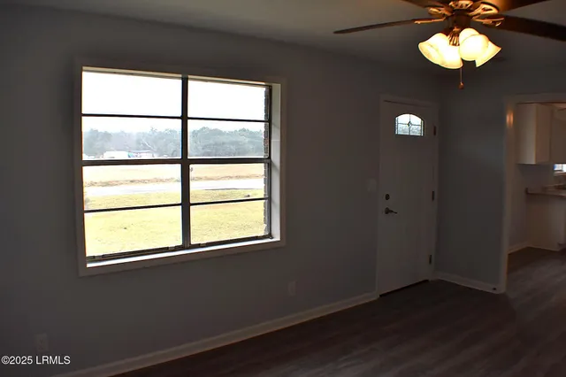 $1,450 | 58 Big Road, Beaufort, SC 29906