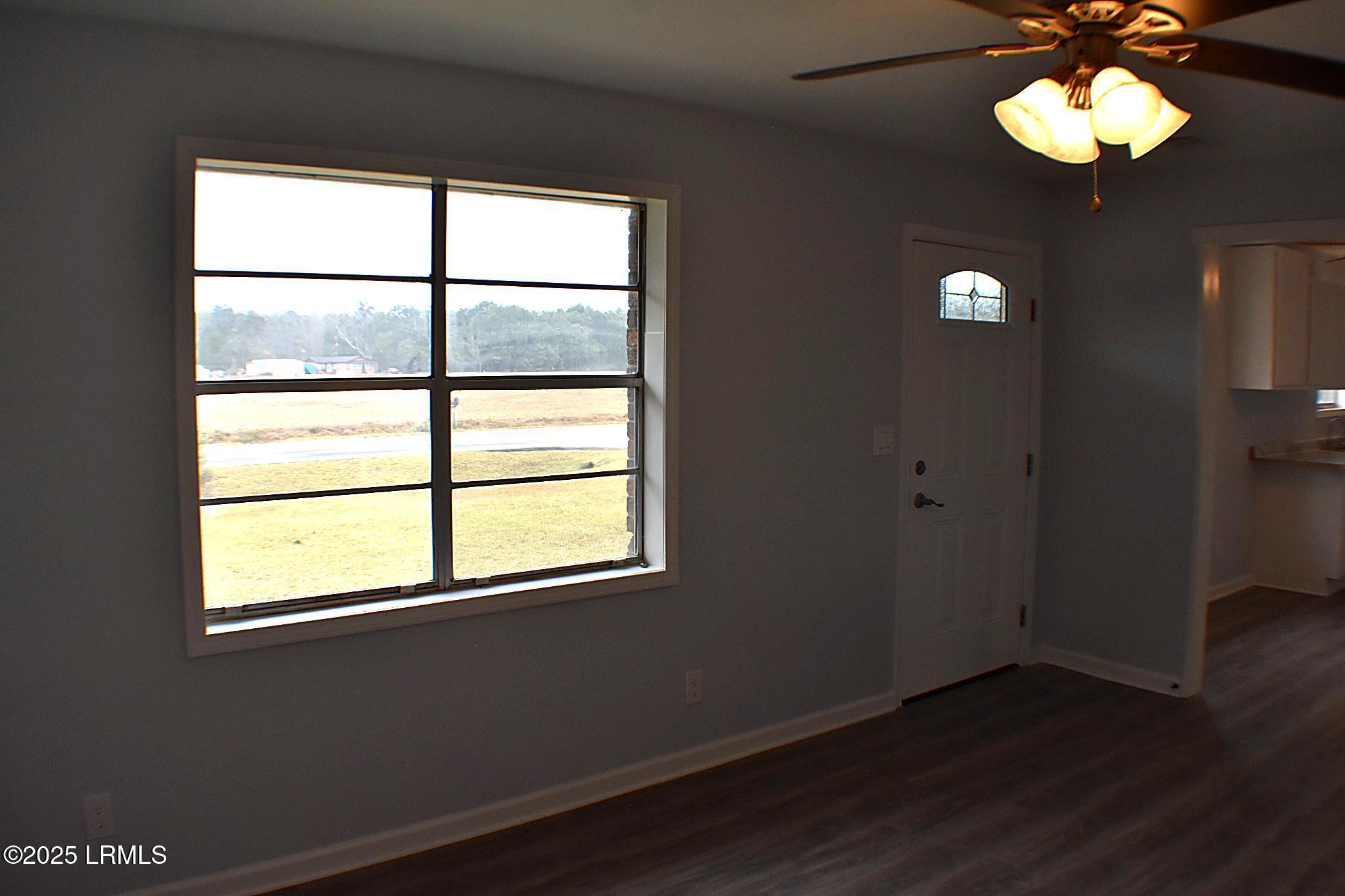 58 Big Road Beaufort, SC 29906 - Photo 8 of 21 47483314_DSC_6989_clean_no_frame