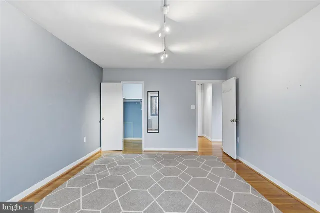 $2,200 | 1300 South Arlington Ridge Road, Unit 618, Arlington, VA 22202