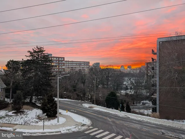 $2,200 | 1300 South Arlington Ridge Road, Unit 618, Arlington, VA 22202