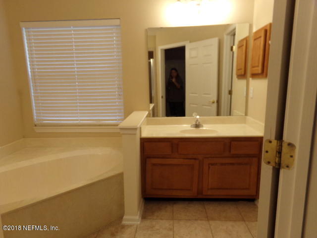1475 Poplar Ridge Road Orange Park, FL 32003 - Photo 6 of 18 Master Bath
