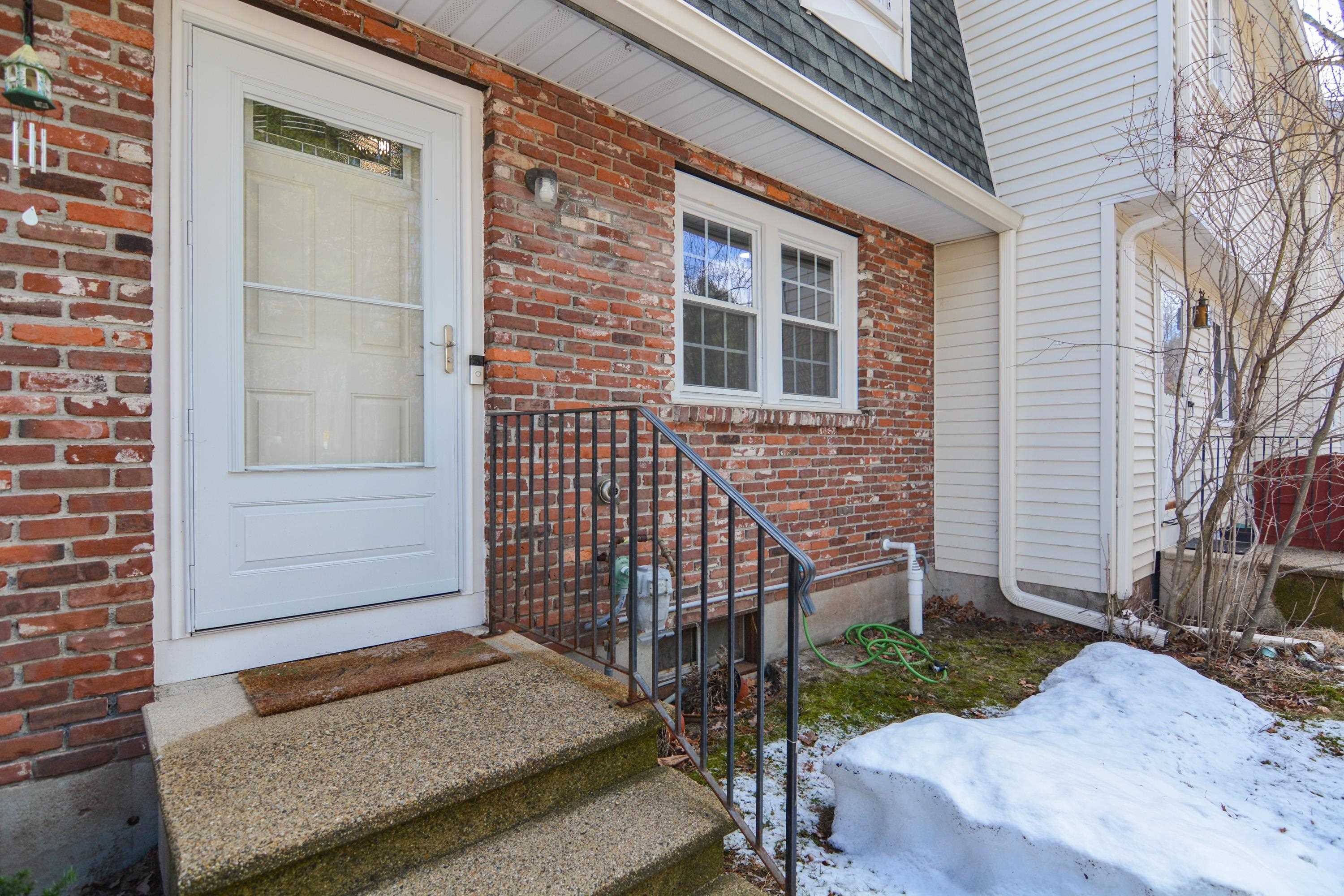 20 Olde Country Village Road Londonderry, NH 03053 - Photo 30 of 34