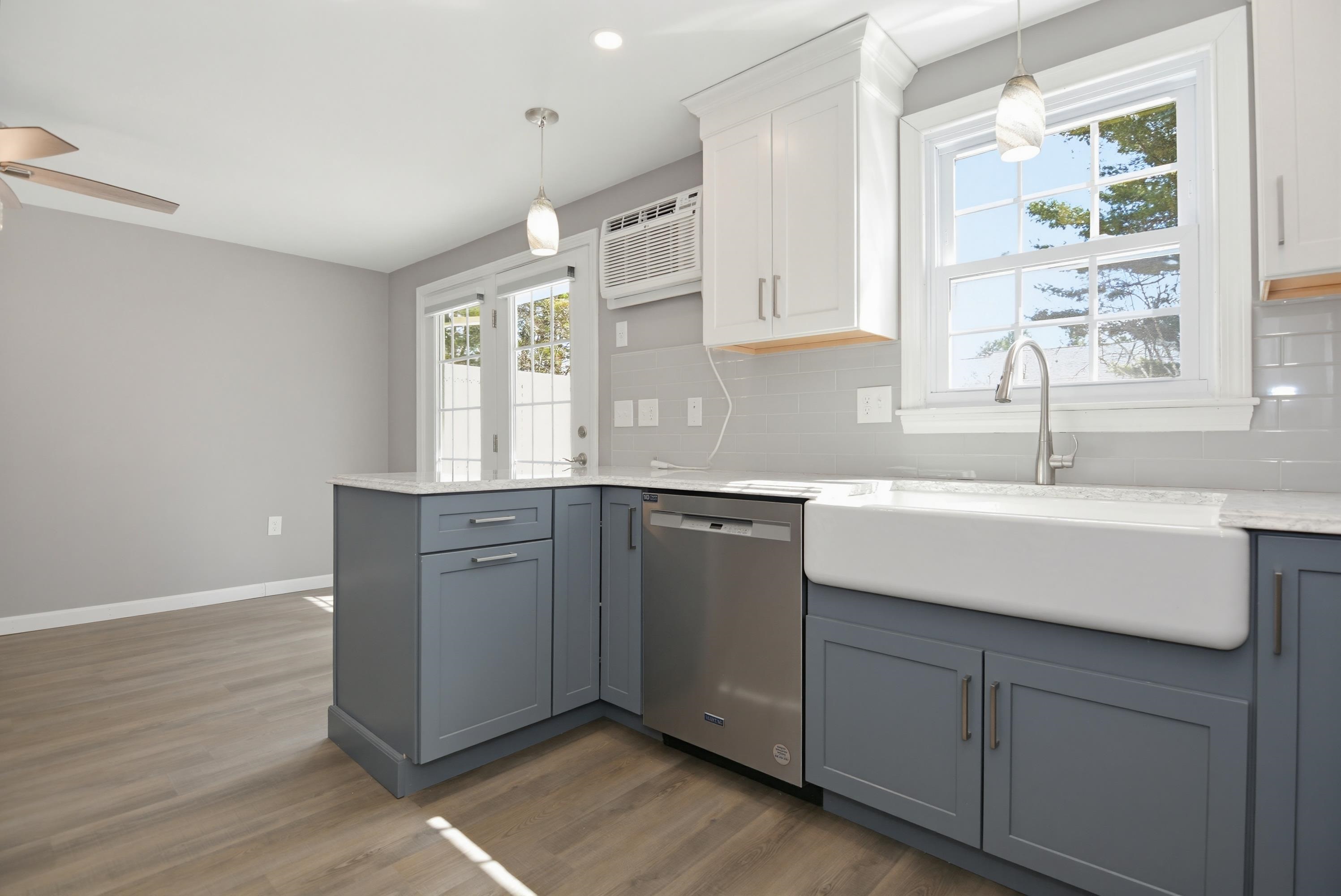 20 Olde Country Village Road Londonderry, NH 03053 - Photo 5 of 34