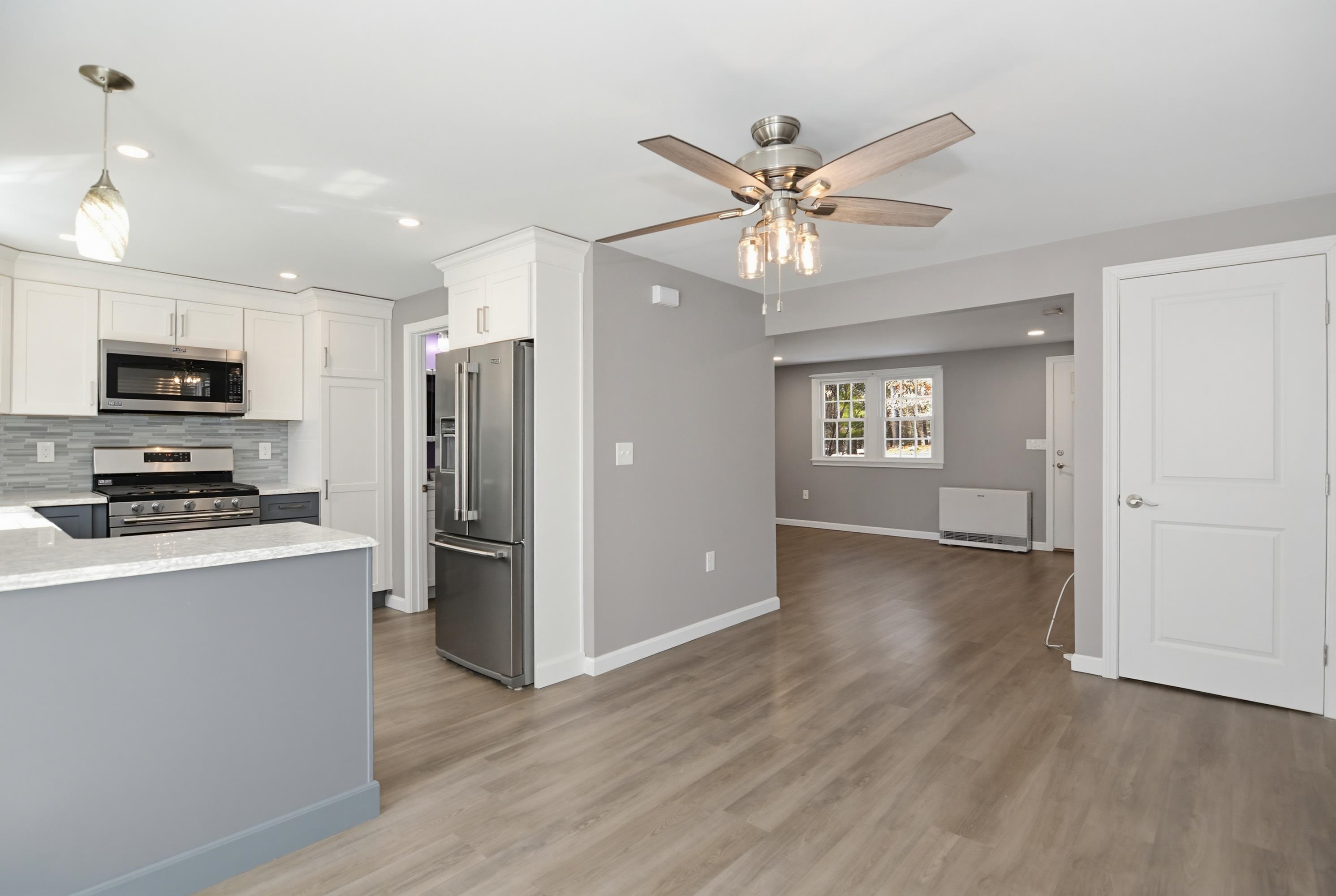 20 Olde Country Village Road Londonderry, NH 03053 - Photo 8 of 34