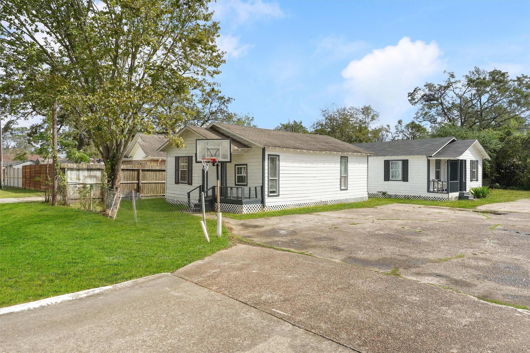 8514 Spaulding Street, Unit 1 Houston, TX 77016 - Photo 2 of 10