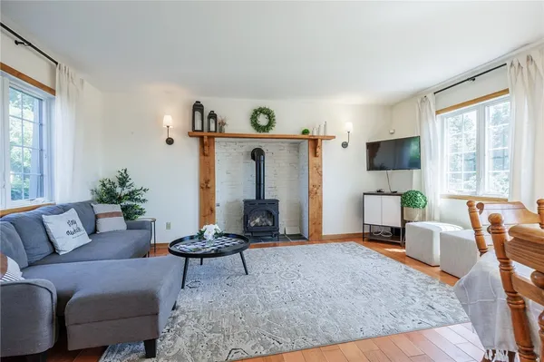 $419,999 | 440 Armstrong Road, Geneva Town, NY 14456