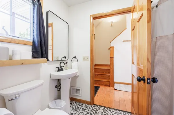 $419,999 | 440 Armstrong Road, Geneva Town, NY 14456