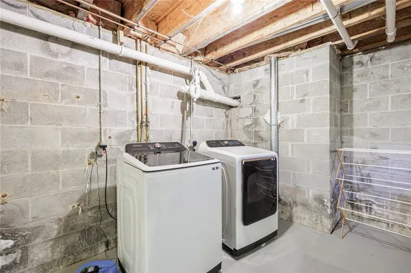 $419,999 | 440 Armstrong Road, Geneva Town, NY 14456