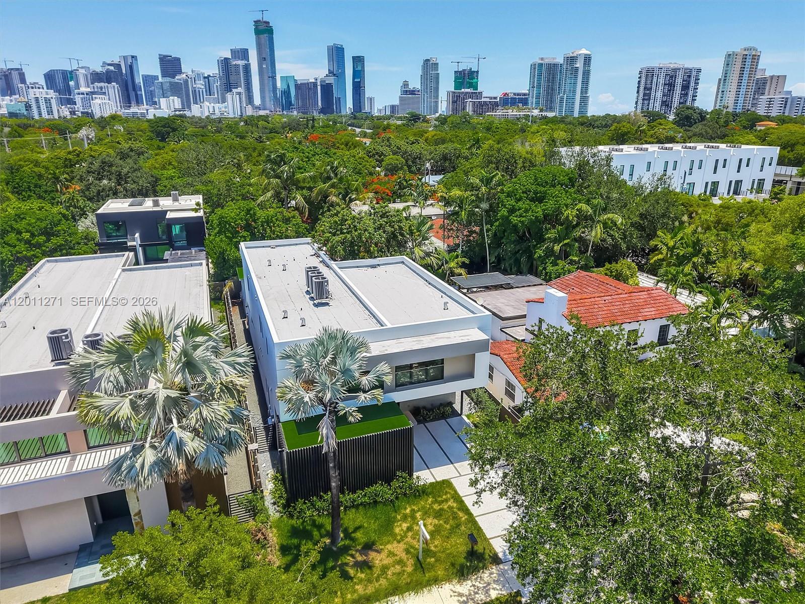 125 Southwest 29th Road Miami, FL 33129 - Photo 75 of 80 Gallery Image 75