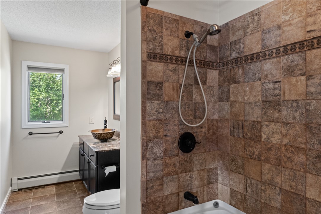 66 Valley View Drive Cranston, RI 02921 - Photo 13 of 33 Hallway - Main level