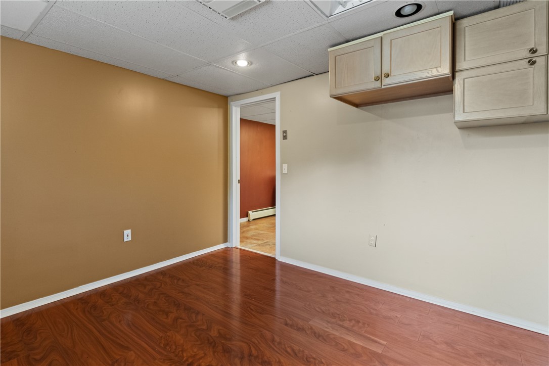 66 Valley View Drive Cranston, RI 02921 - Photo 24 of 33