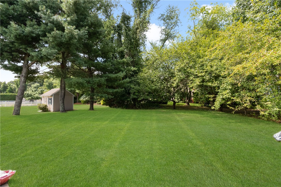 66 Valley View Drive Cranston, RI 02921 - Photo 28 of 33