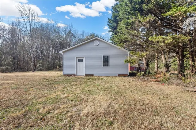 $425,000 | 3001 Pilot View Church Road, Yadkinville, NC 27055
