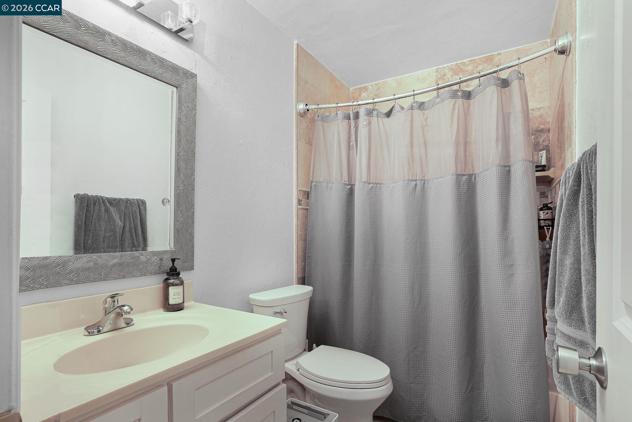 385 Camelback Road, Unit 7 Pleasant Hill, CA 94523 - Photo 17 of 19